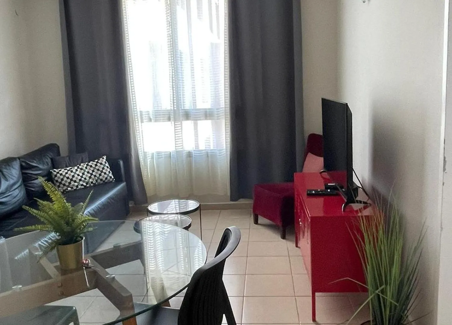 One Bedroom And One Livingroom Apartment With Full Kitchen And Full Bath Hayfa